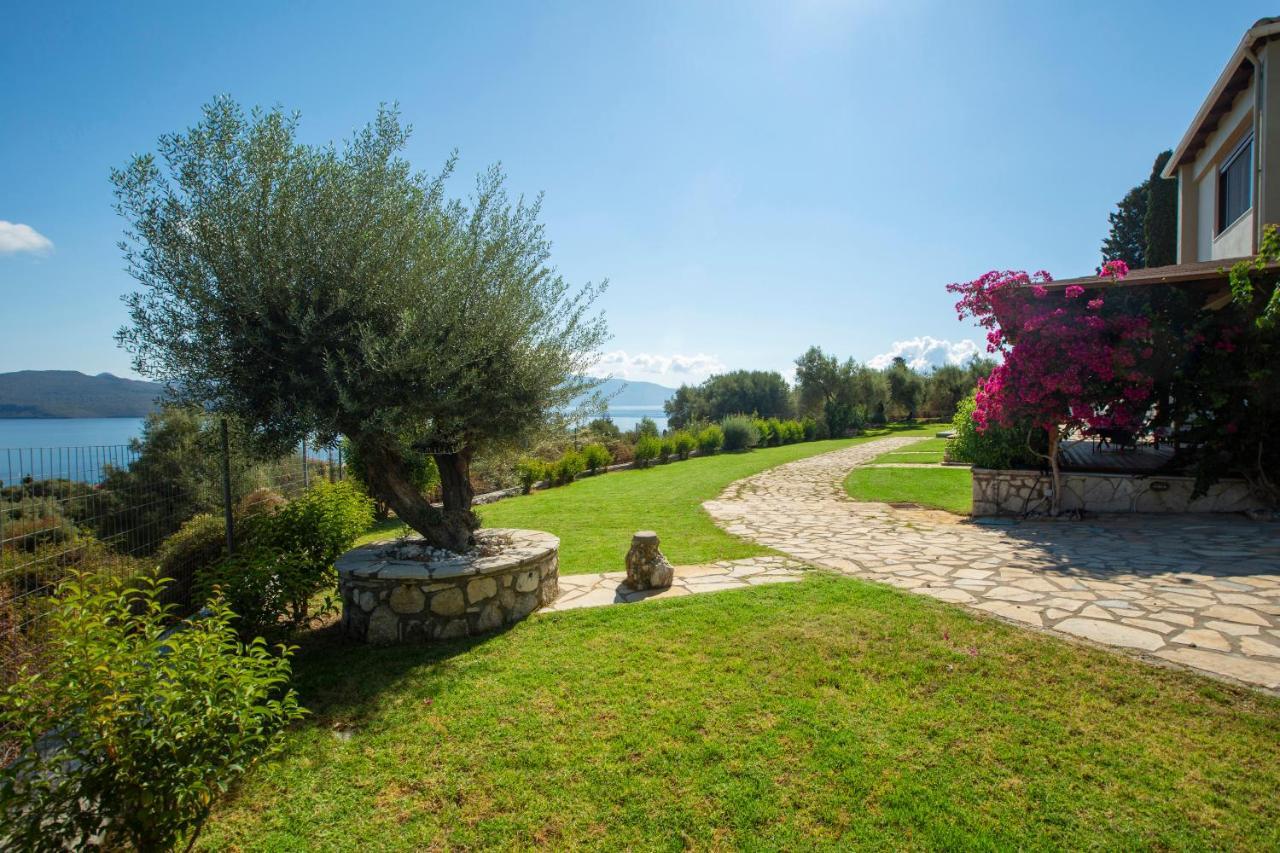 Villa Artemis Nikiana Eksteriør billede